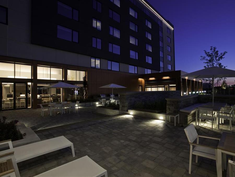 Element Vaughan Southwest Экстерьер фото